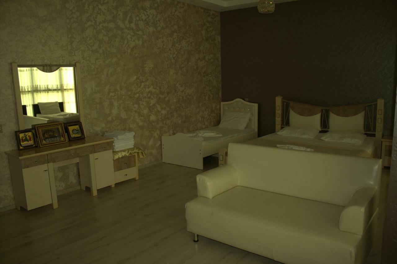 Ruslan93 Hotel Baku Exterior photo